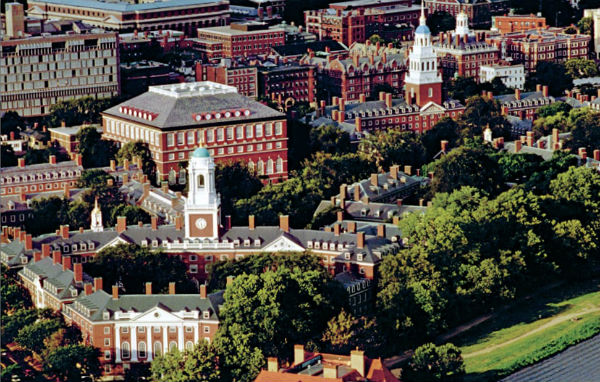 Một góc của Harvard chụp từ xa