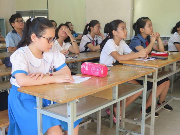 Các bé thi tuyển sinh vào THCS Trần Đại Nghĩa (HCM)