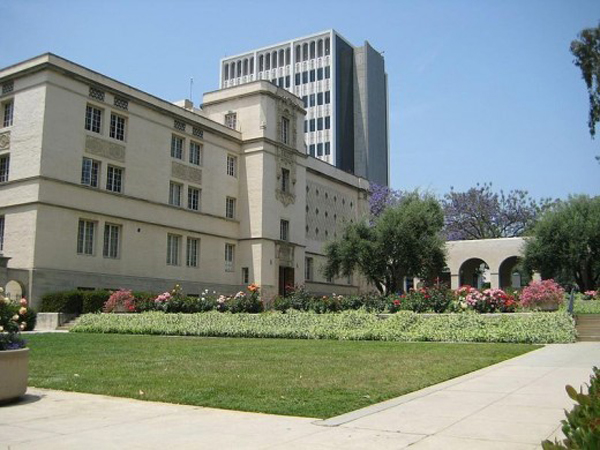  Caltech là trường Đại học nhỏ nhất trong các trường Đại học hàng đầu tại Mỹ
