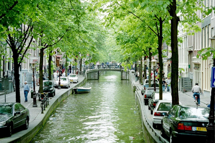 Vài thông tin cơ bản về Amsterdam - thủ đô nước Hà Lan