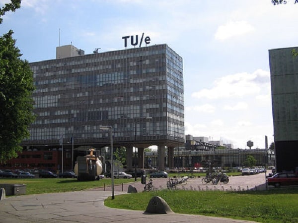 Khuôn viên đại học Công nghệ Eindhoven