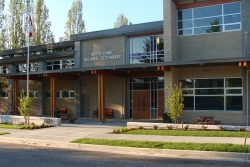 Trường THPT Notre Dame - Belmont, CA